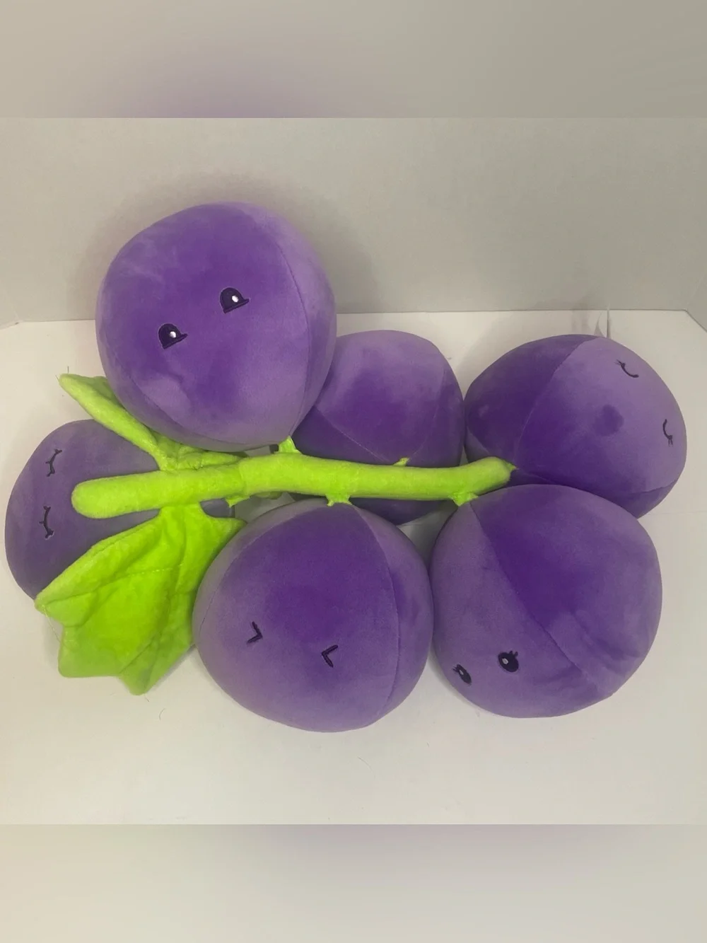 Smoochy Pals Grape Plush Pillow 17” Purple Grapevine Stuffed Fruit Cute Faces